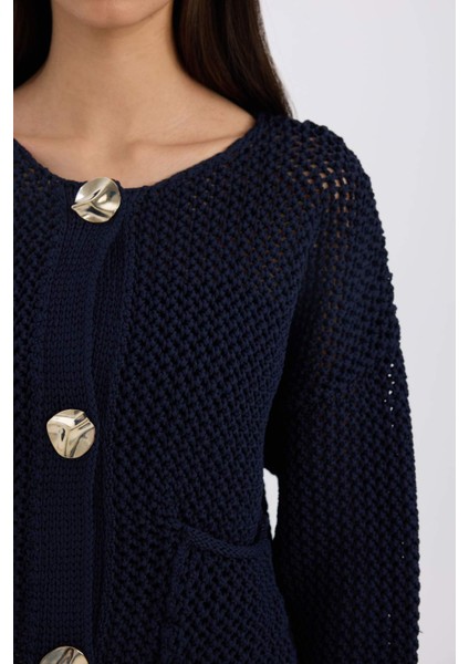 Relax Fit Bisiklet Yaka Düğmeli Örgü Desenli Triko Hırka E1962AX24WN fırsatları