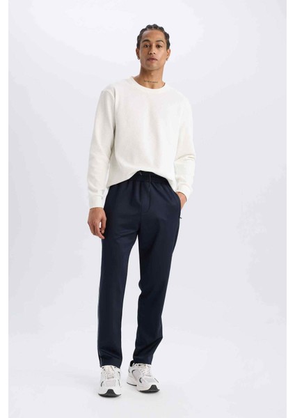 Fit Sporcu Jogger Eşofman Altı Slim Fit Dar Kesim Standart Paça Skuba Dalgıç Kumaş Beli Lastikli E3931AX24WN modelleri