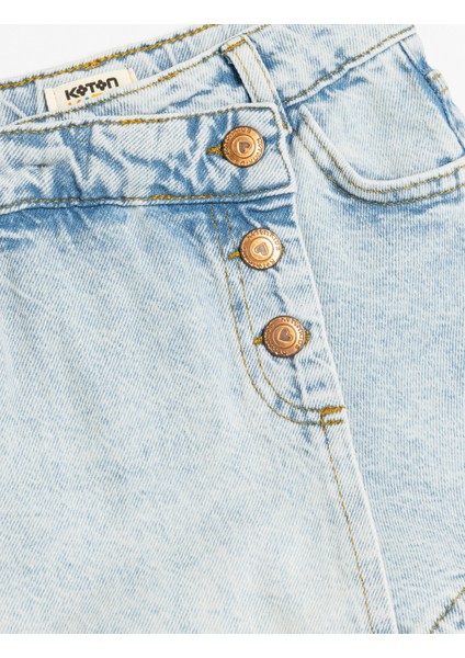 Pamuklu Düğme Detaylı Kruvaze Denim Şort Etek
