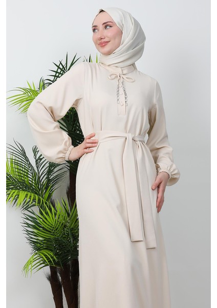 Zincir Düğme Detay Elbise Krem indirimleri