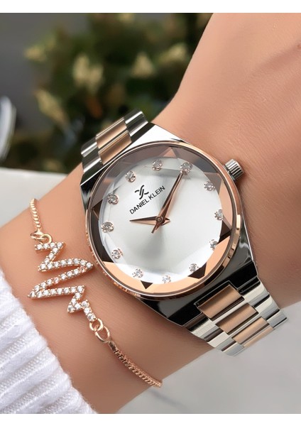 Çelik Kadın Kol Saati 3 Atm Su Geçirmezlik 2 Yıl Garantili Bileklik Hediyeli