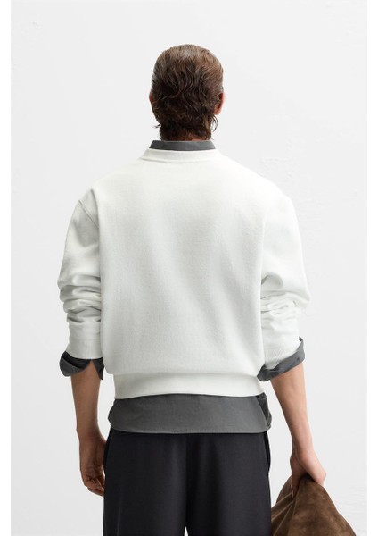 Erkek Yumuşak Dokulu Içi Polarlı Rahat Kalıp Sweatshirt indirimleri