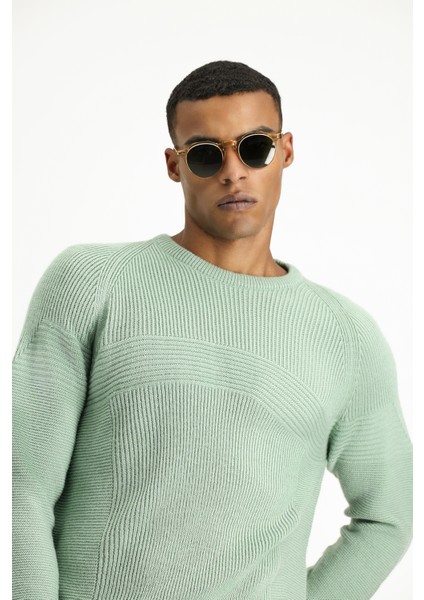 Bisiklet Yaka Regular Fit Dikişsiz Desenli Triko Kazak modelleri