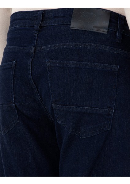 Erkek Lacivert Straight Fit Jean Pantolon 50292081-VR033