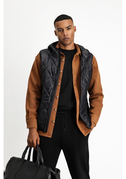 Kapüşonlu Kapitone Spor Yelek modelleri