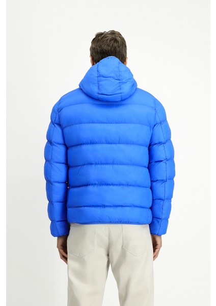 Kapüşonlu Çantalı Spor Şişme Mont indirimleri