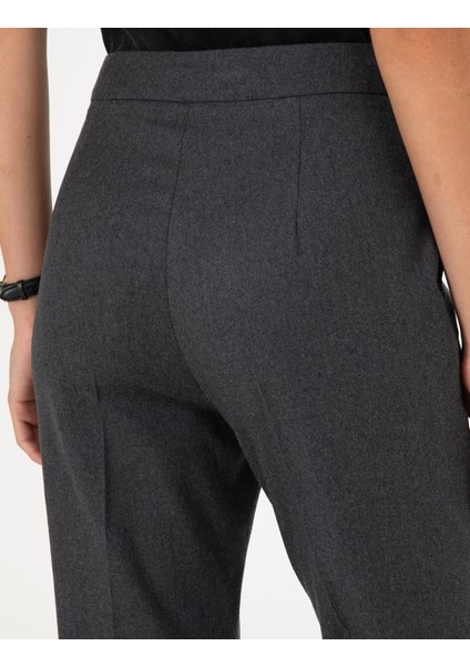 Kadın Antrasit Flare Fit Kumaş Pantolon 50294190-VR006