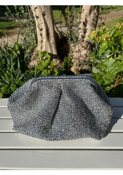 El Yapımı Metalik Silver Pileli Burslu Clutch Çanta "silvora"
