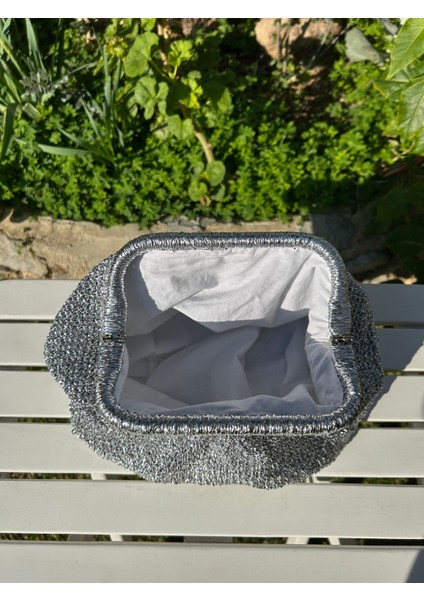 El Yapımı Metalik Silver Pileli Burslu Clutch Çanta "silvora"
