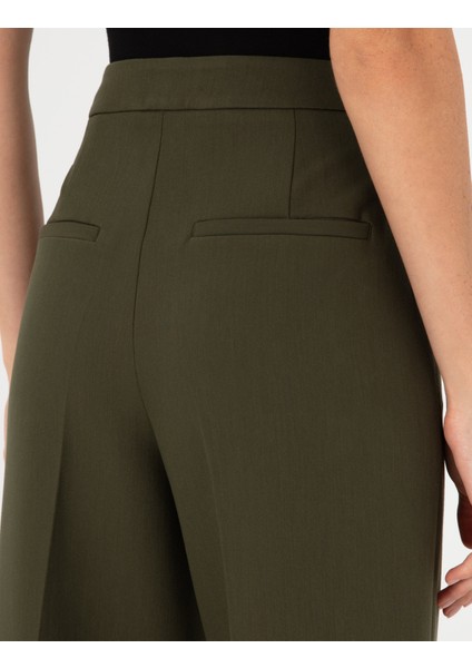 Kadın Haki Kumaş Pantolon 50296528-VR027
