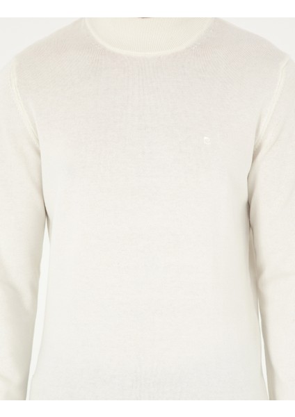 Erkek Ekru Slim Fit Yarım Balıkçı Yaka Basic Triko Kazak 50296548-VR019