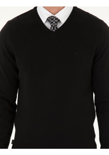Erkek Siyah Slim Fit V Yaka Basic Triko Kazak 50296583-VR046