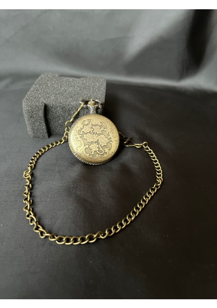 Ay Yıldız Köstekli Saat modelleri