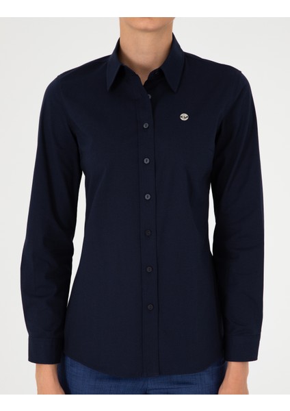 Kadın Lacivert Slim Fit Uzun Kollu Gömlek 50299610-VR033
