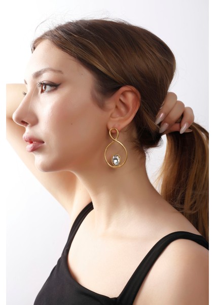 Matya Mat Altın Kaplama Sallantılı Beyaz Oval Taşlı Model Küpe fırsatları