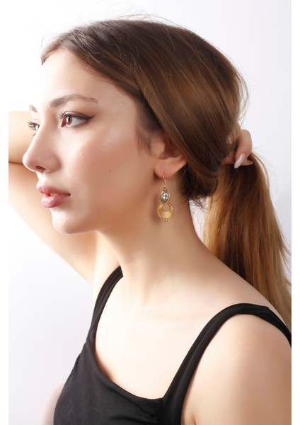 Matya Mat Altın Kaplama Sallantılı Beyaz Damla Taşlı Model Küpe