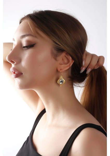 Matya Mat Altın Kaplama Sallantılı Beyaz Oval Taşlı Model Küpe