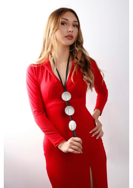 Matya Antik Gümüş Kaplama Yuvarlak Figürlü Tasarım Deri Püsküllü Kolye