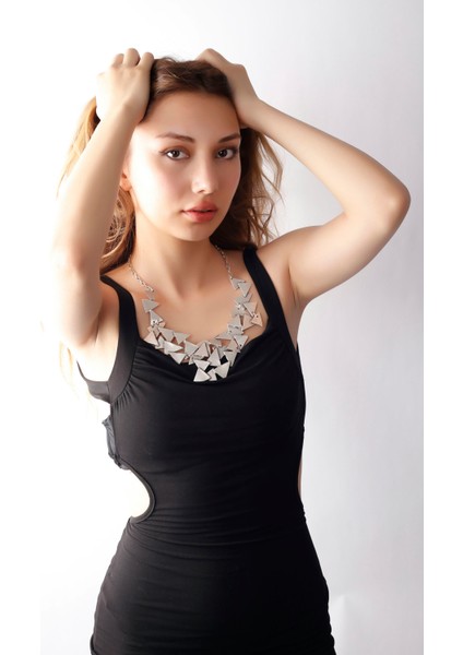 Matya Antik Gümüş Kaplama Üçgen Görünüm Kolye modelleri