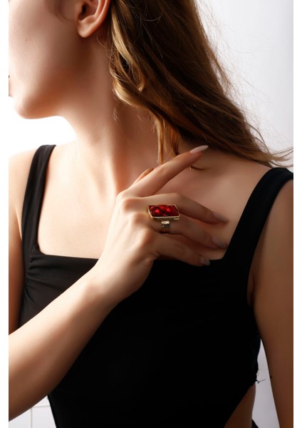 Matya Altın Renk Lak Kaplama Ayarlanabilir Kırmızı Taşlı Yüzük fırsatları