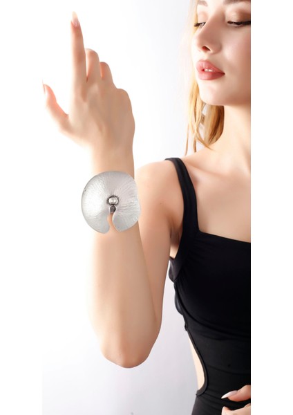 Matya Antik Gümüş Kaplama Ayarlanabilir Açık Bant Lotus Bileklik modelleri