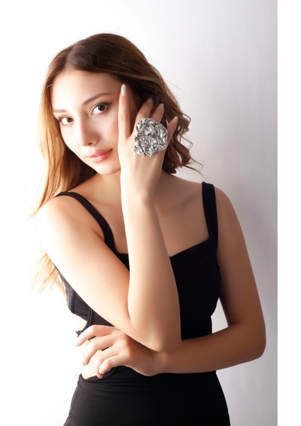 Matya Antik Gümüş Kaplama Kapartmalı Desenli Modeli Ayarlanabilir Yüzük fırsatları