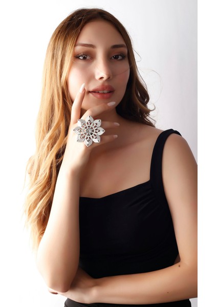 Matya Antik Gümüş Kaplama Motifli Çelenk Modeli Ayarlanabilir Yüzük fırsatları