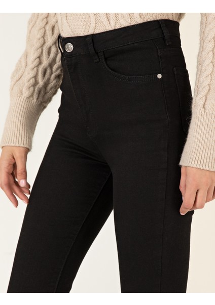 Kadın Siyah Skinny Fit Jean Pantolon 50254383-VR046
