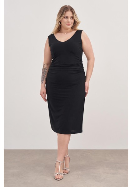 Drape Detaylı Midi Elbise