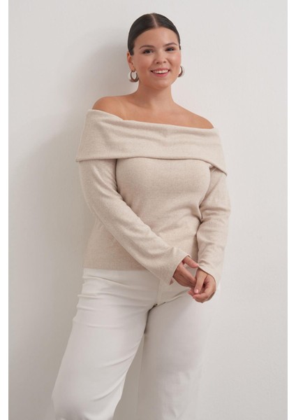 Açık Omuzlu Triko Bluz