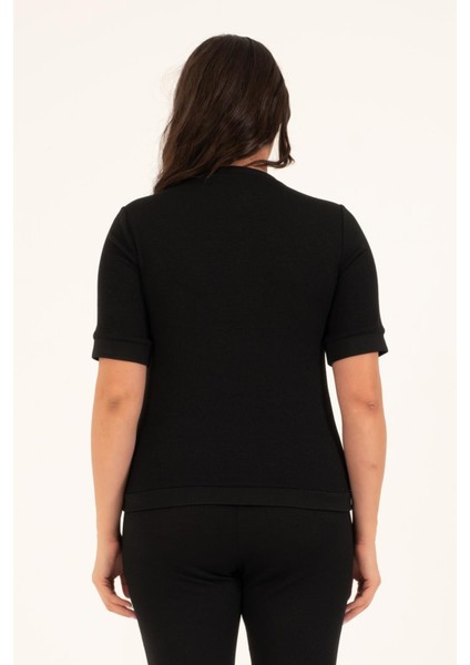 Kısa Kollu Triko Top