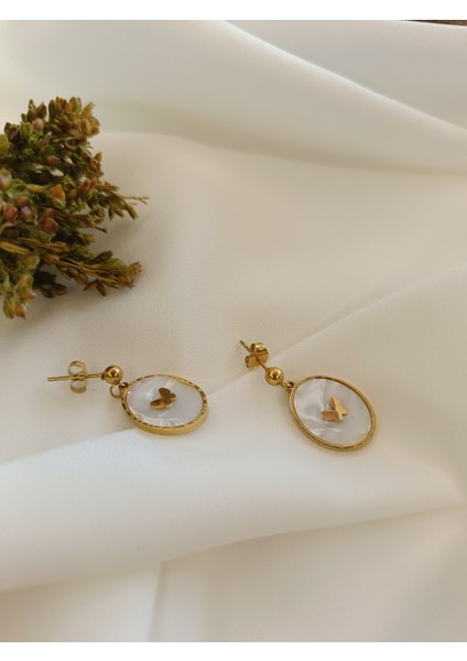 Kadın Gold Renk Beyaz Sedefli Mineli Kelebek Model 316 L Çelik Küpe modelleri