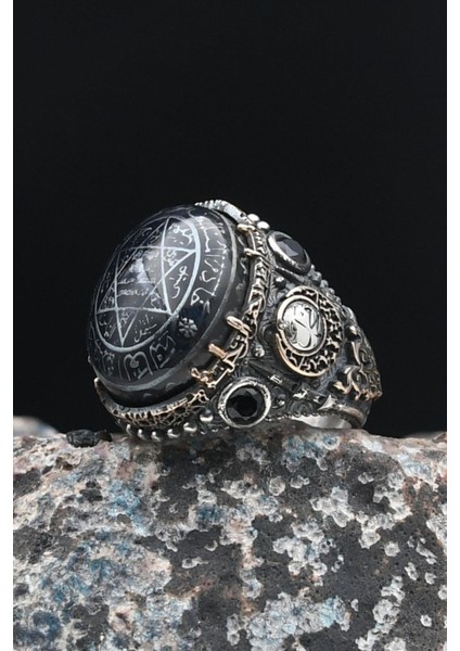 Özel Tasarım 925 Ayar Gümüş Erkek Yüzüğü Sıkma Kehribar Taşlı Hz. Süleyman Mührü ve Bismillah Yazlı 901450