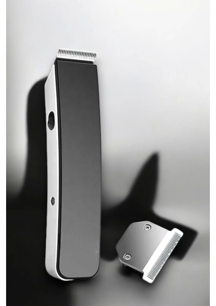 Paslanmaz Çelik Şarjlı Tıraş Makinesi Pratik ve Keskin Performans indirimleri