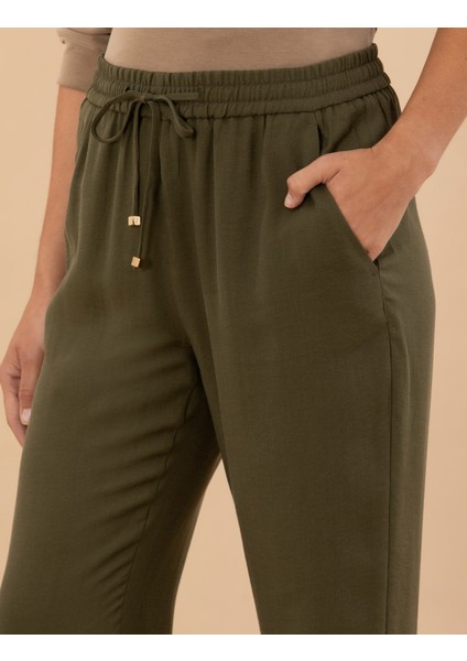 Kadın Kahverengi Carrot Fit Kumaş Pantolon 50273098-VR238