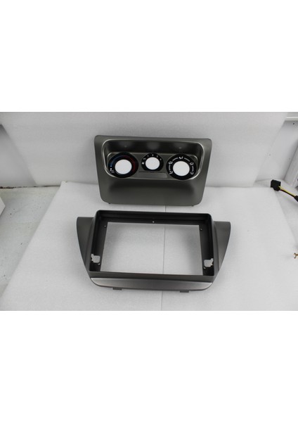 Smart Go Mitsubishi Lancer 2004/2007 9 Inç 6-64