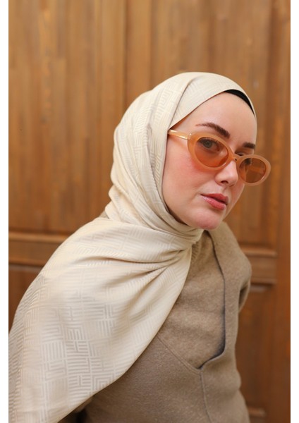 Labirent Desen Jakarlı Deluxe Şal - Bej modelleri