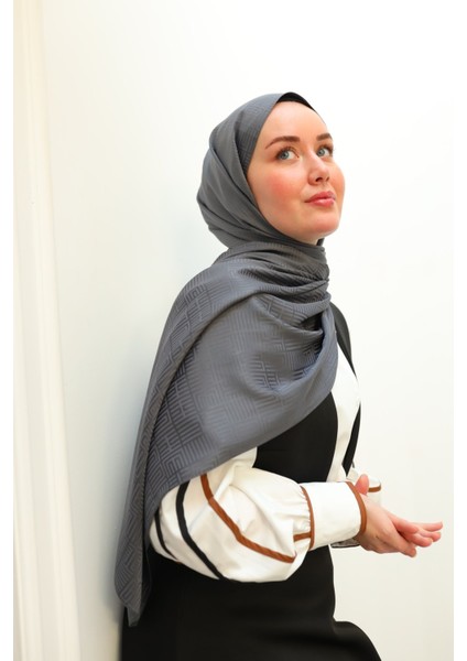 Labirent Desen Jakarlı Deluxe Şal - Füme fiyatları