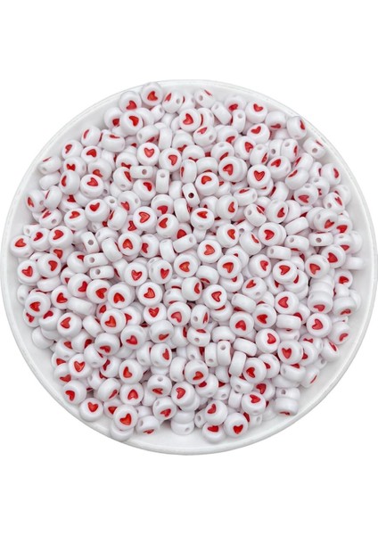 25GR Yassı Beyaz Üzeri Kırmızı Kalp Boncuk, Basık 4X7MM Kalp Takı Yapım Boncuğu (25 Gr, ~190 Adet)