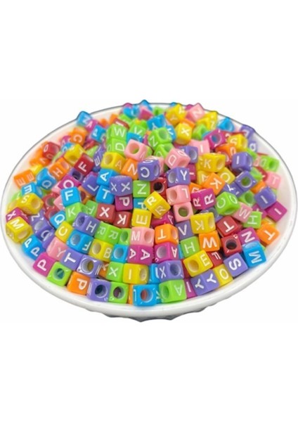 6mm Renkli Zemin Üzeri Beyaz Yazılı Küp Harf Boncuk ,6X6MM Alfabe Boncuk (100GR,~750 Adet) modelleri