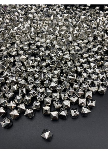 100GR 10MM Küp ,kübik Model Gümüş-Nikel Renk Ccb Metalize Plastik Boncuk,çanta Boncuğu (~185 Adet) fiyatları