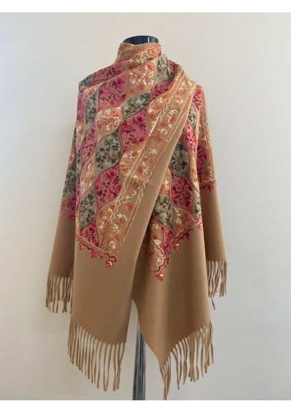Etnik Desen Nakışlı Kışlık Omuz Şalı - Dore