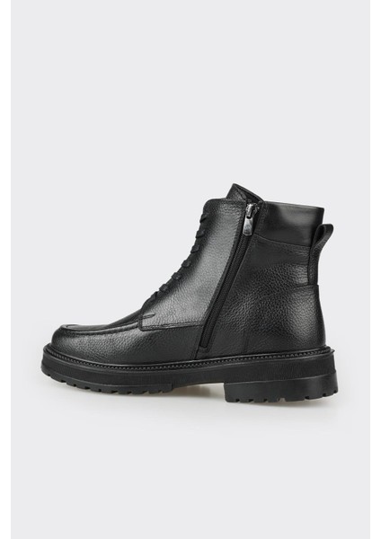 Siyah Deri Erkek Günlük Bot modelleri