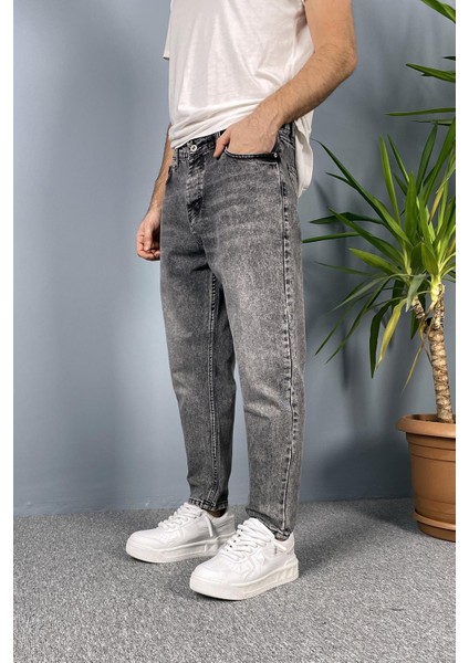 Taşlanmış Gri Renk Kot Pantolon