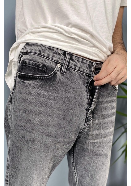 Taşlanmış Gri Renk Kot Pantolon