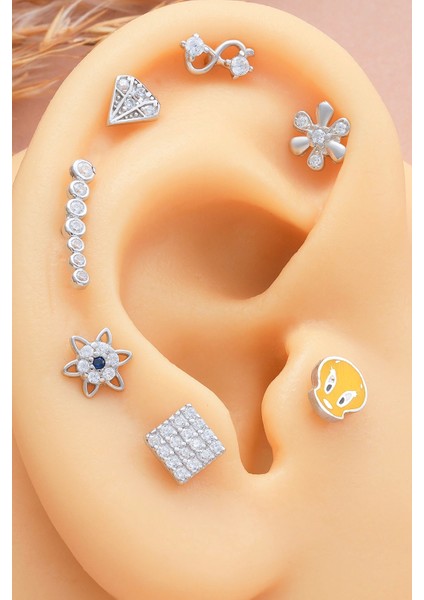 925 Ayar Kare Motifli Taşlı Minimal Tragus Piercing fiyatları