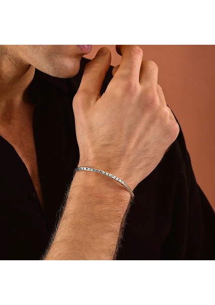 925 Ayar Gümüş Run Alfabeli Unısex Kelepçe Bileklik fiyatları