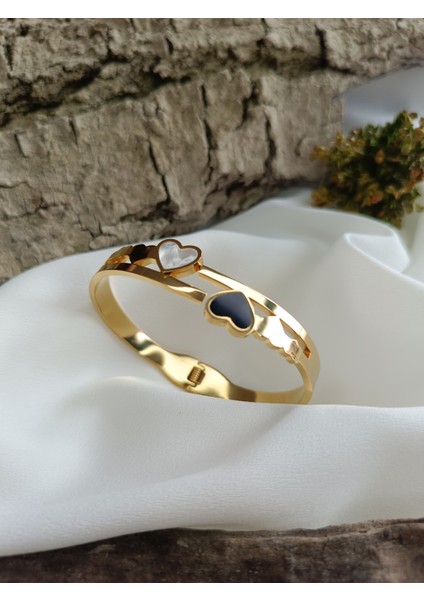Kadın Gold Renk 316 L Çelik Kalp Detaylı Renk Atmaz Kelepçe Bilezik fiyatları
