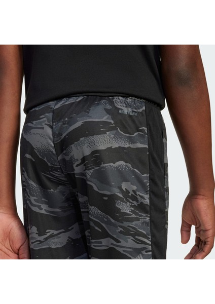 Sportswear JI6103 Train Essentials Camo Print Shorts Kids fırsatları