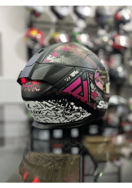 Skwal I3 Hellcat Pembe (+1 Pembe Vizör) fiyatları